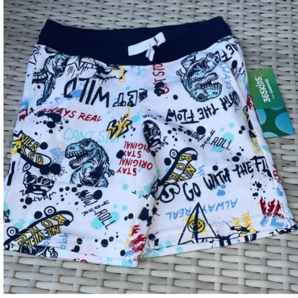 🦕 NWT Boys Dinosaur Shorts
